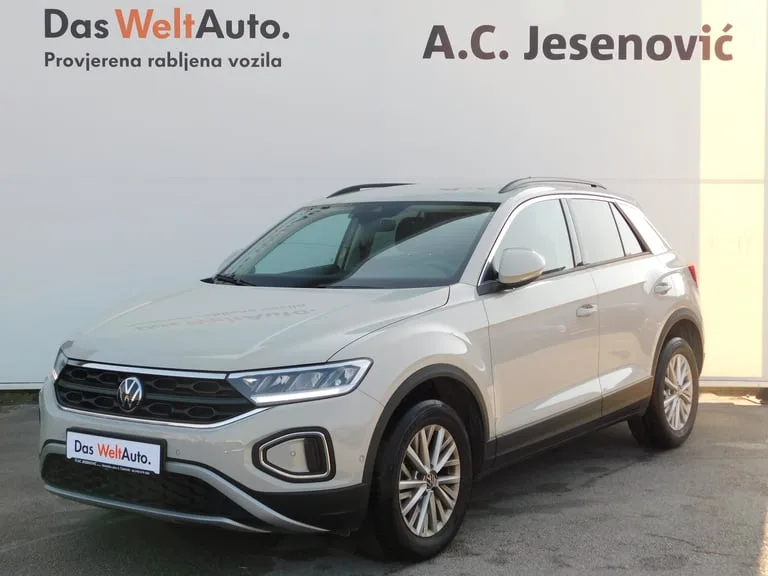 Volkswagen T-Roc 2024: fotografija 1