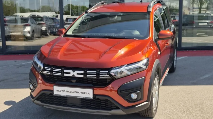 Dacia Jogger 2024 – fotografija 1