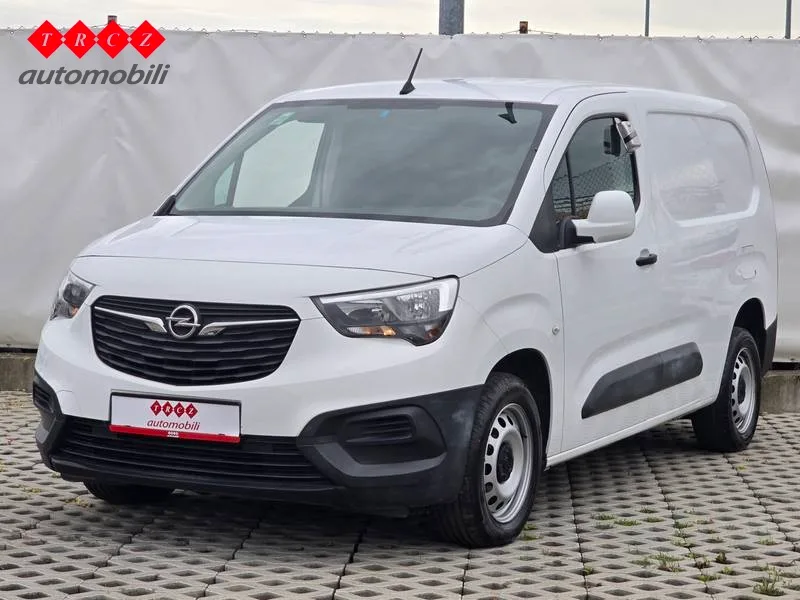 Opel Combo 2021: fotografija 1