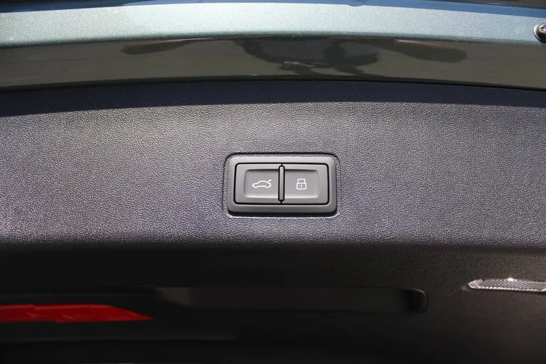 Audi Q3 2026: fotografija 17