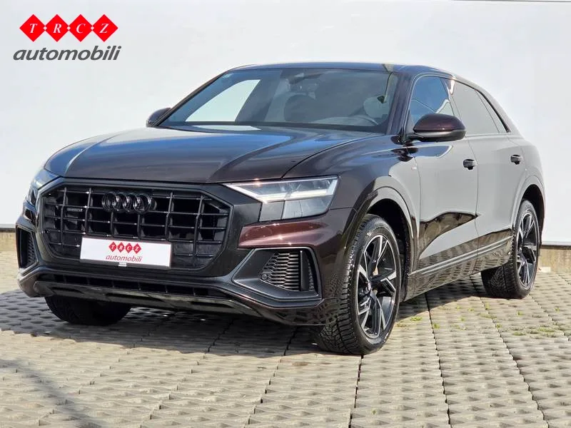 Audi Q8 2020 – fotografija 1