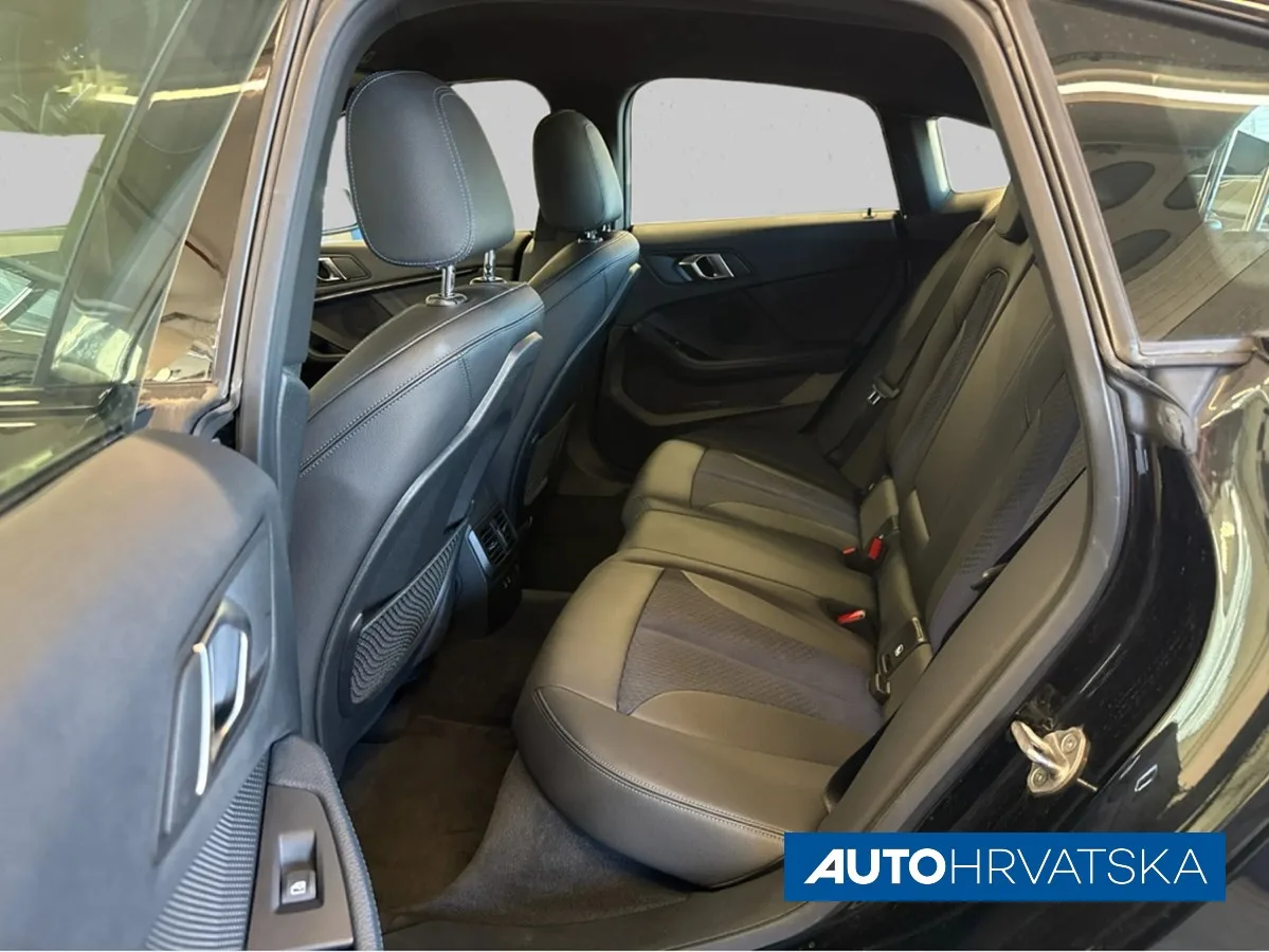 BMW Serija 2 0 – fotografija 12