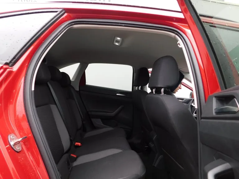 Volkswagen Taigo 2024: fotografija 13