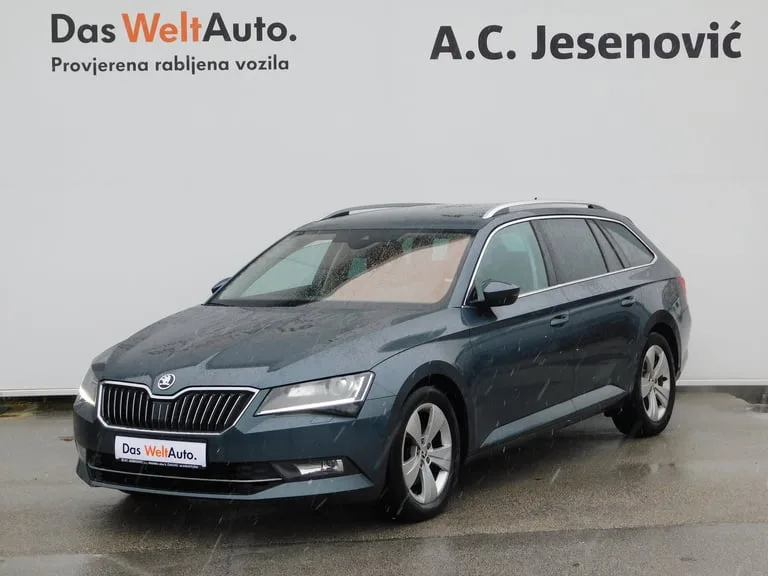 Škoda Superb Combi