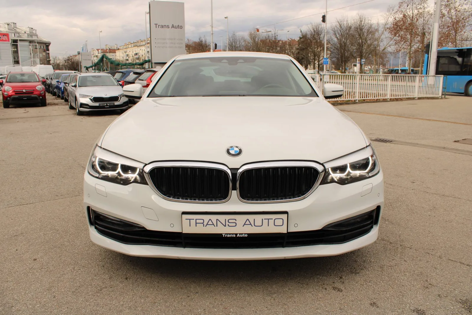 BMW Serija 5 2020: fotografija 2