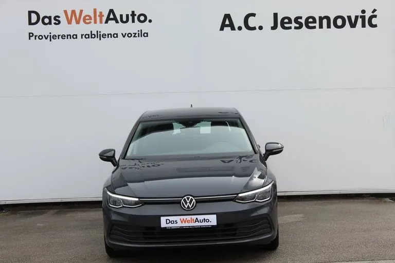 Volkswagen Golf 2022: fotografija 2