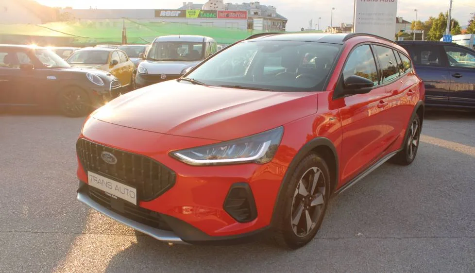 Ford Focus 2022 – fotografija 1