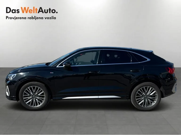 Audi Q3 2022: fotografija 2
