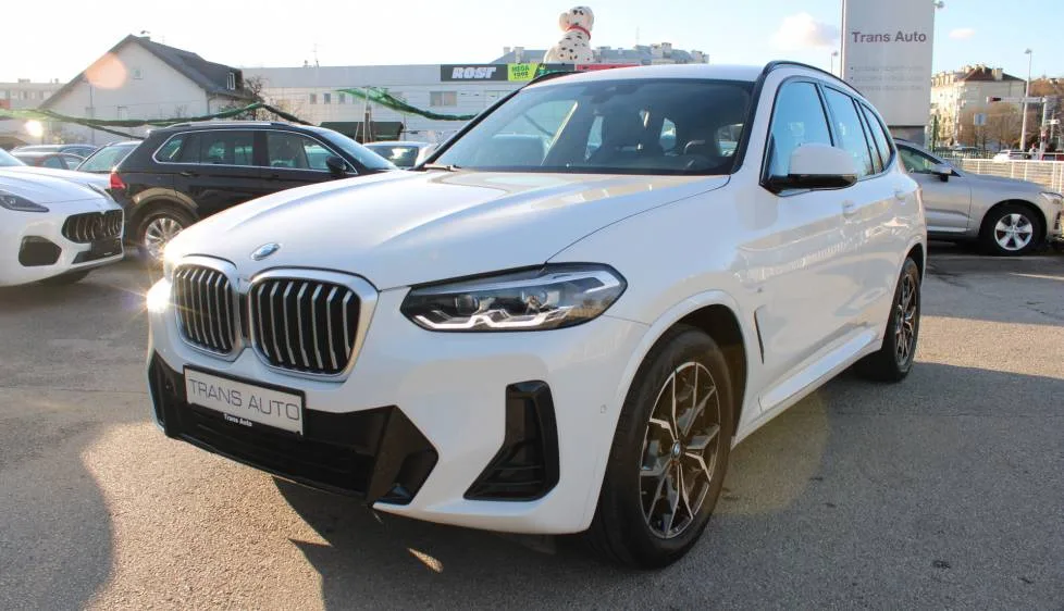 BMW X3 2024: fotografija 1