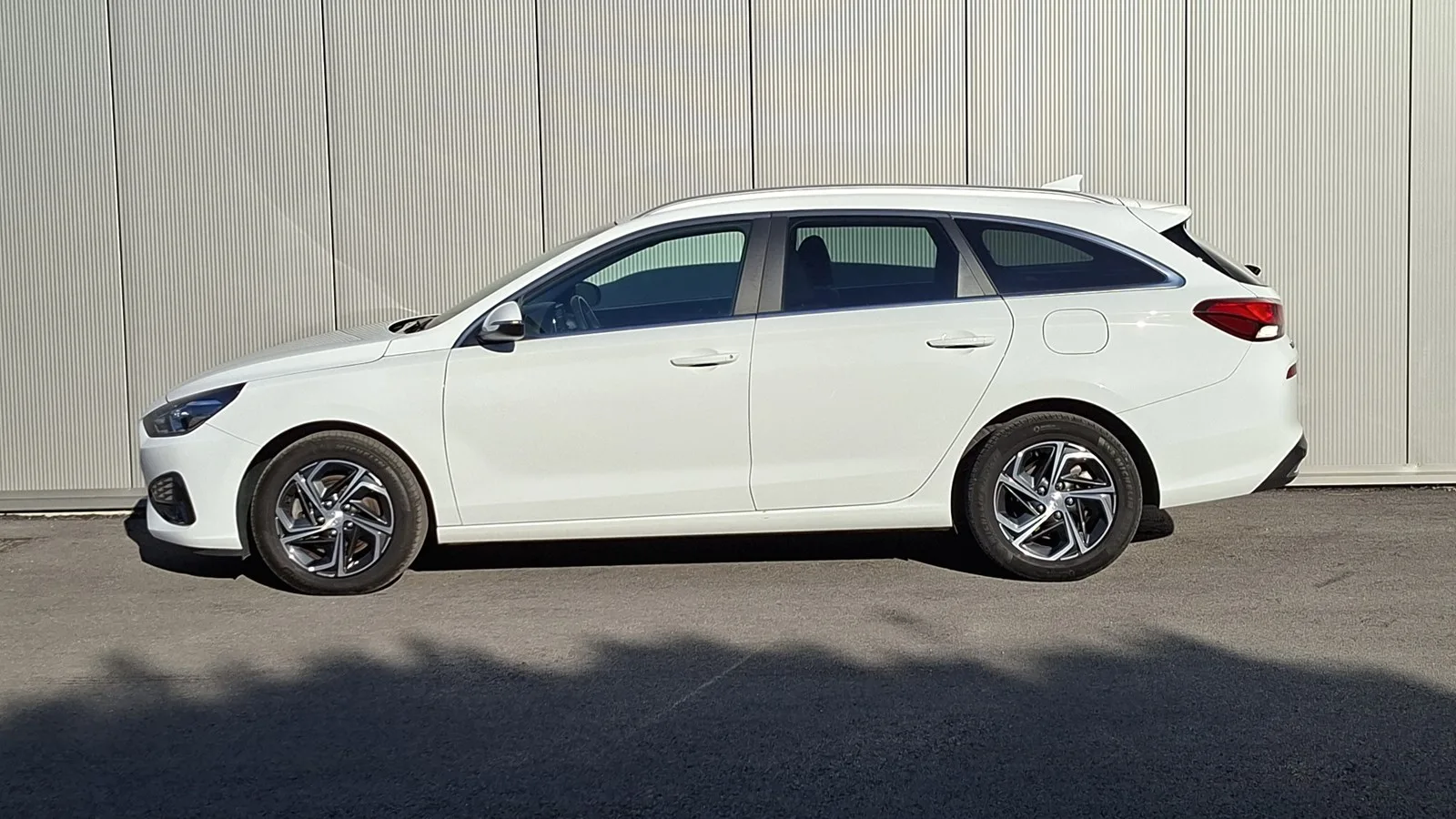 Hyundai I30 2023 – fotografija 2