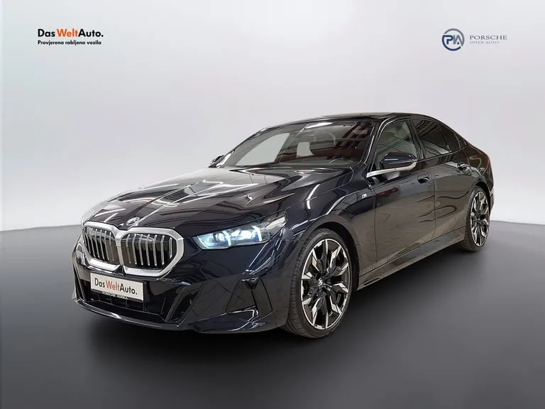 BMW Serija 5 2024: fotografija 1