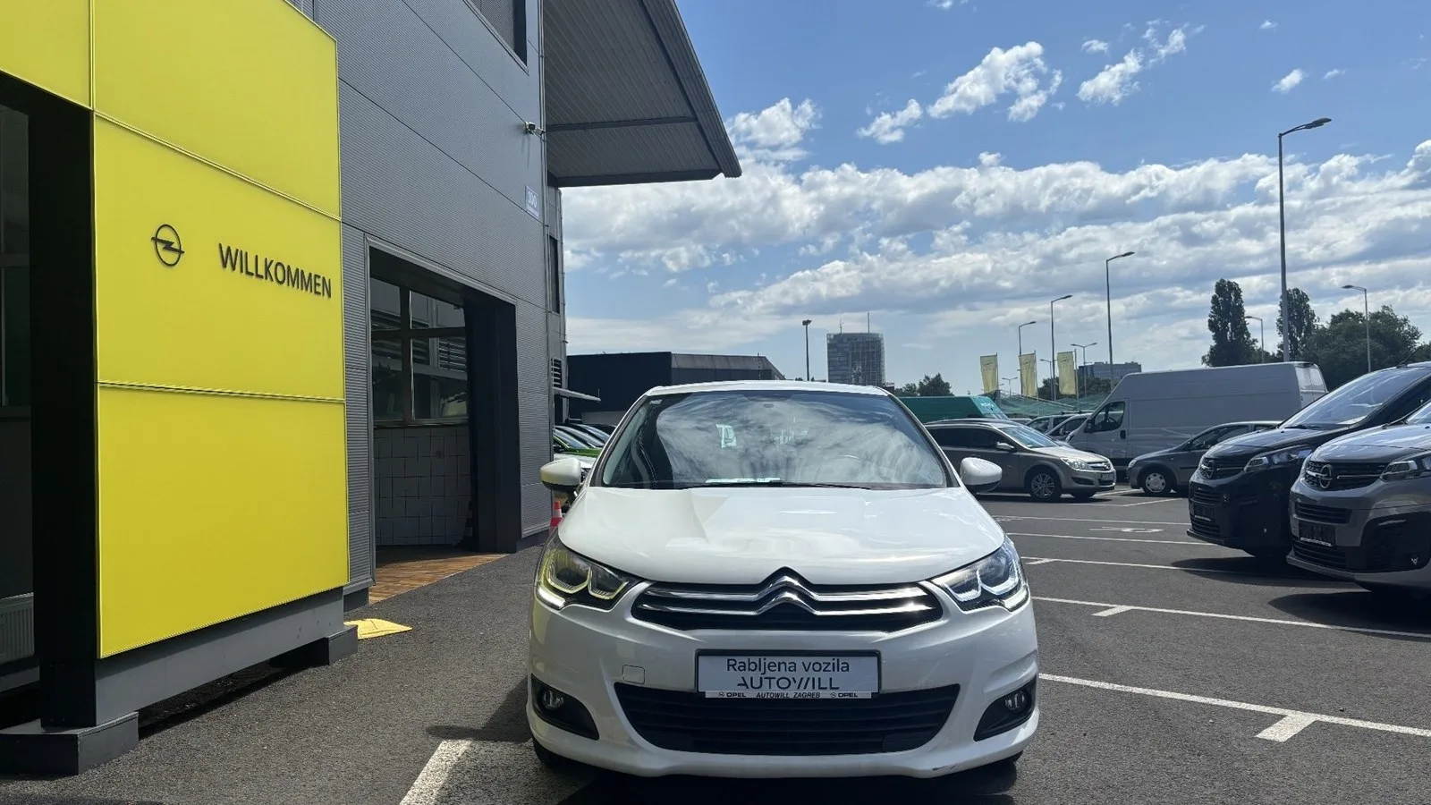 Citroën C4 2016 – fotografija 1