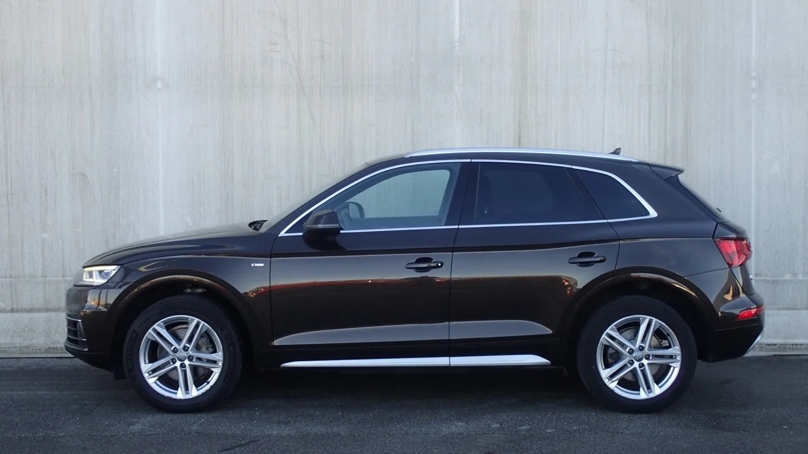Audi Q5 2018: fotografija 2