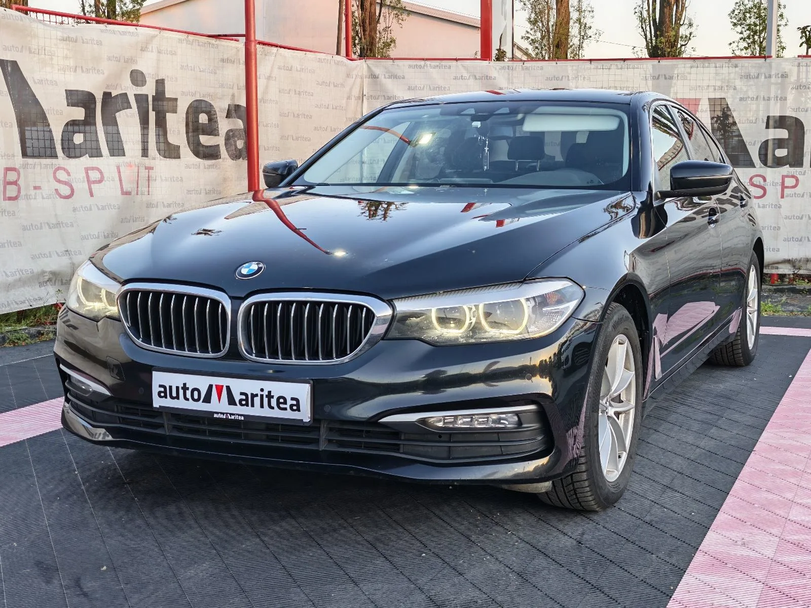 BMW Serija 5 2017 – fotografija 2