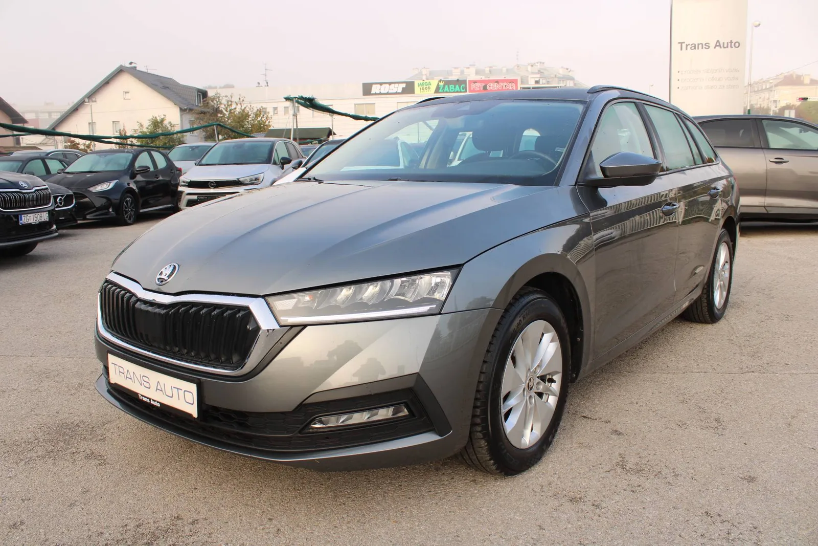 Škoda Octavia Combi 2022 – fotografija 1