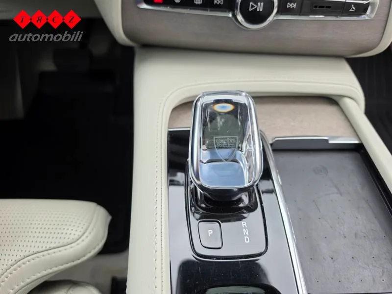 Volvo Xc90 2022 – fotografija 11