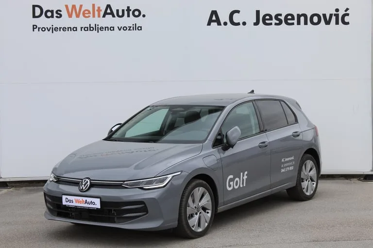Volkswagen Golf VIII