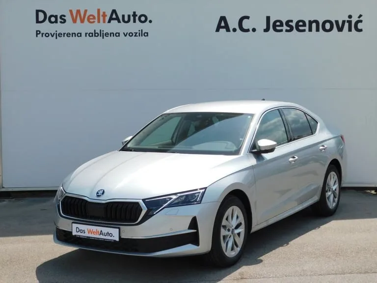 Škoda Octavia 2025: fotografija 1
