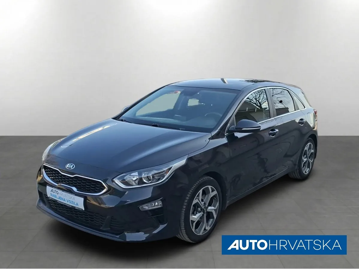Kia Cee'd 2019: fotografija 1