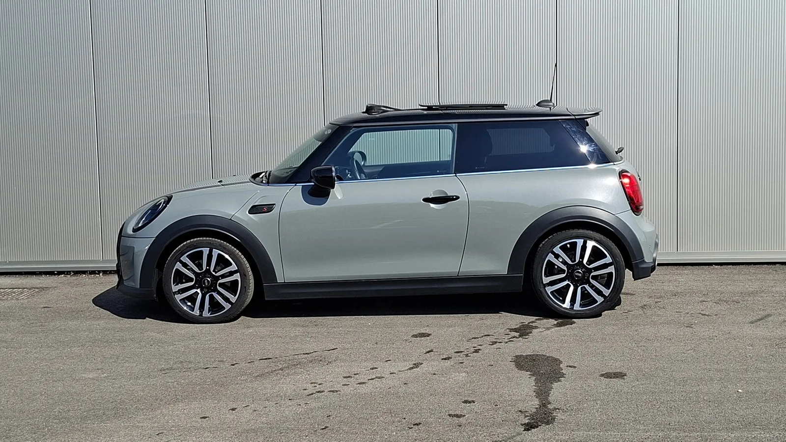 MINI Cooper 2022 – fotografija 2