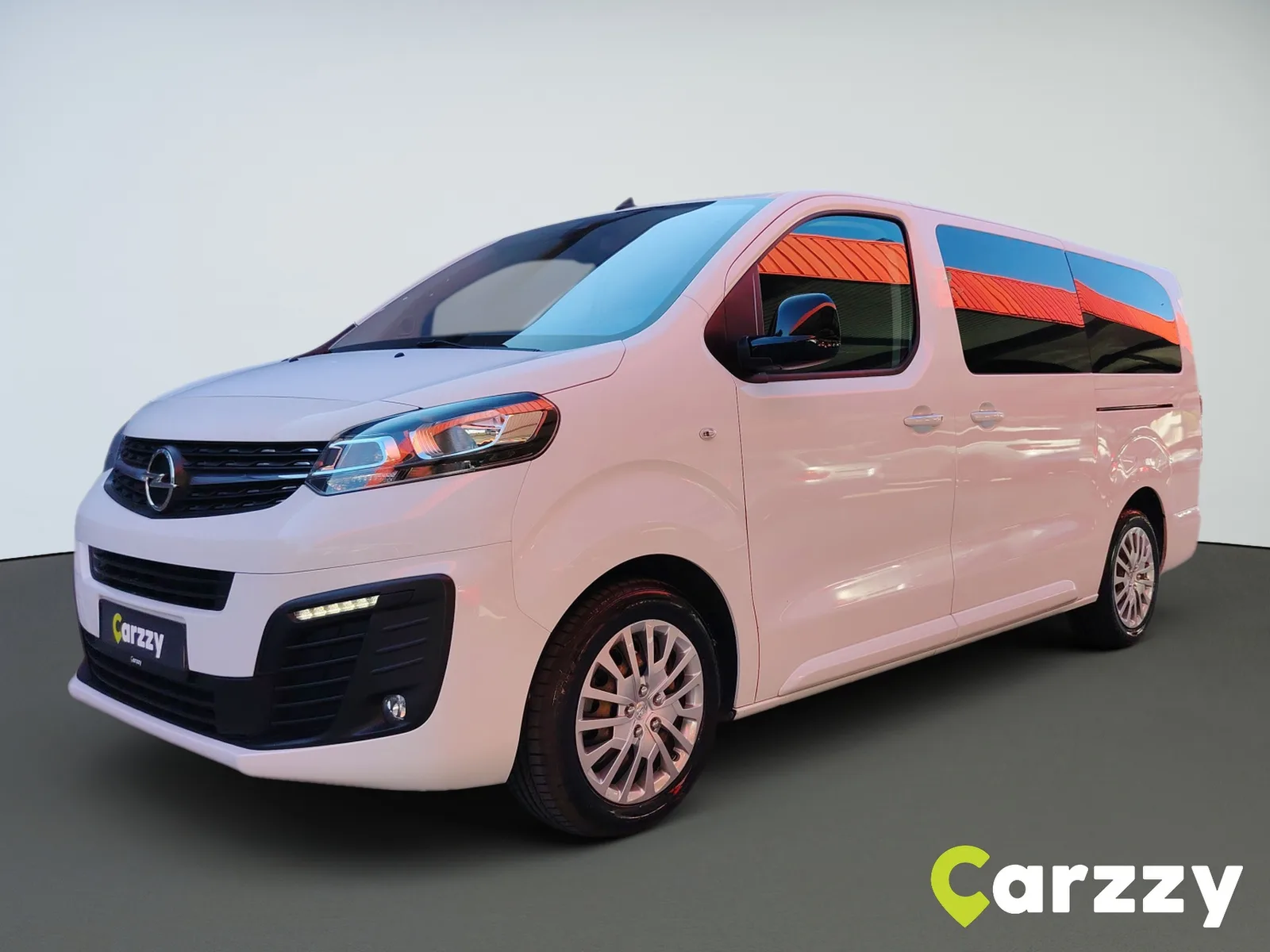 Opel Zafira 2023 – fotografija 1
