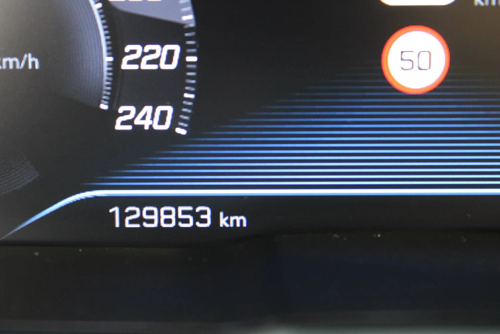 Peugeot 3008 2019: fotografija 22