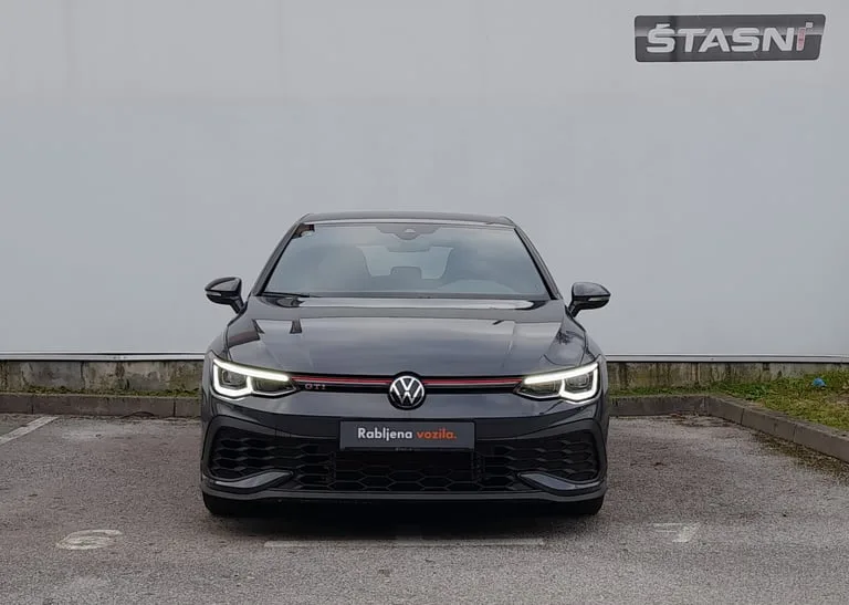 Volkswagen Golf 2024: fotografija 2