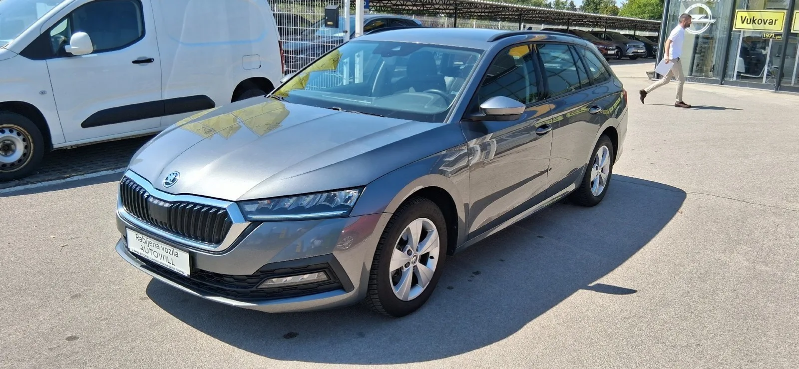 Škoda Octavia 2022 – fotografija 2