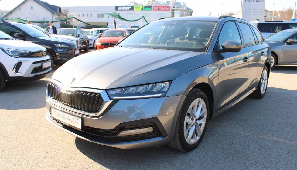 Škoda Octavia 2023 – fotografija 1