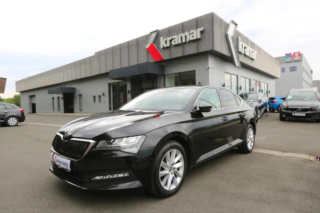 Škoda Superb 2023 – fotografija 1