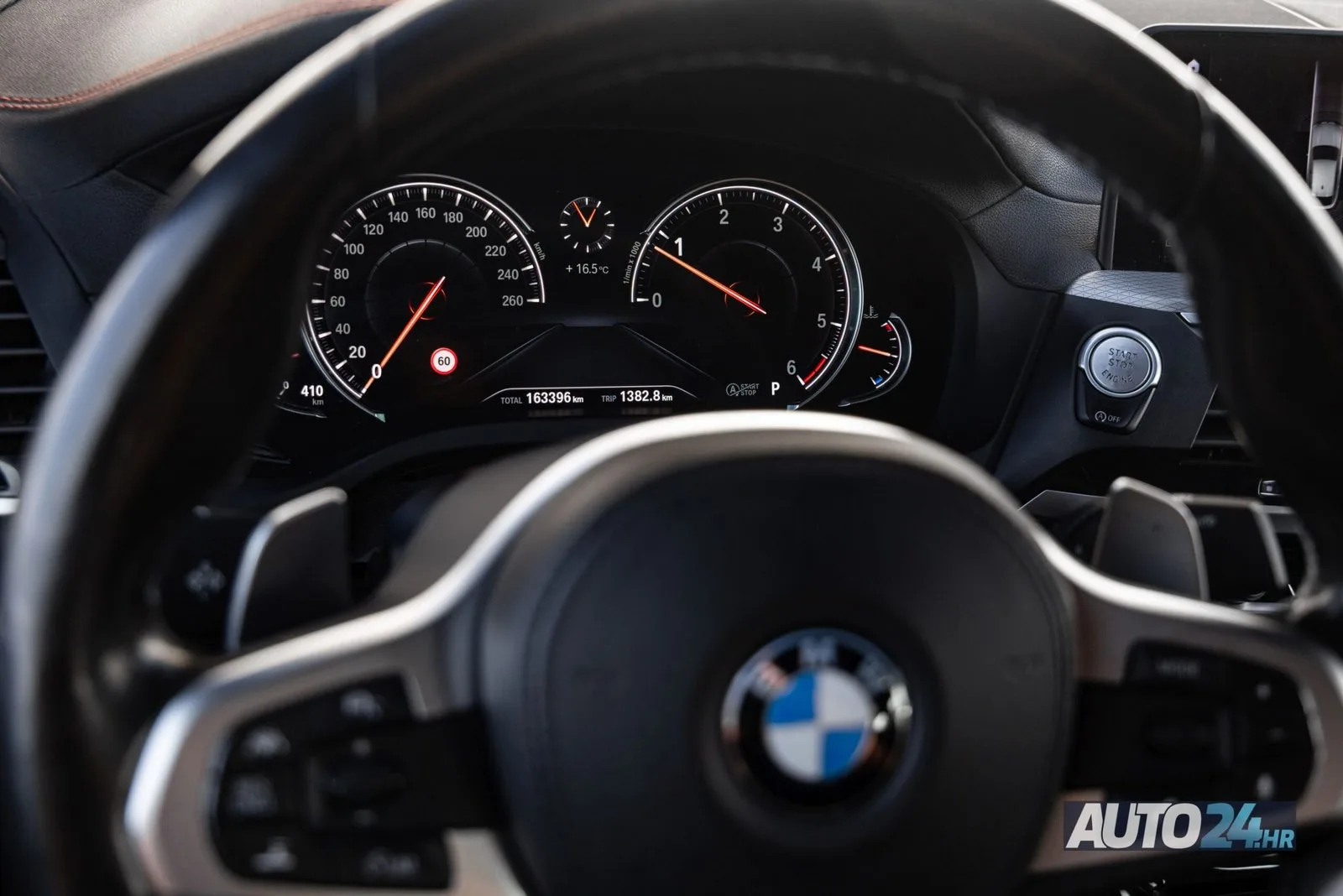 BMW X4 2018: fotografija 23