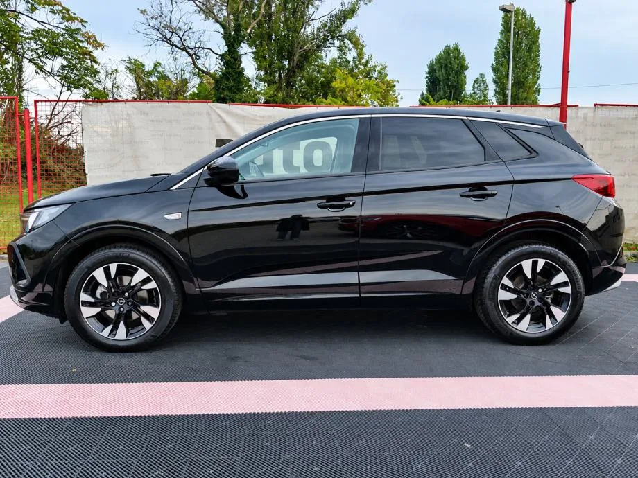 Opel Grandland 2023 – fotografija 2