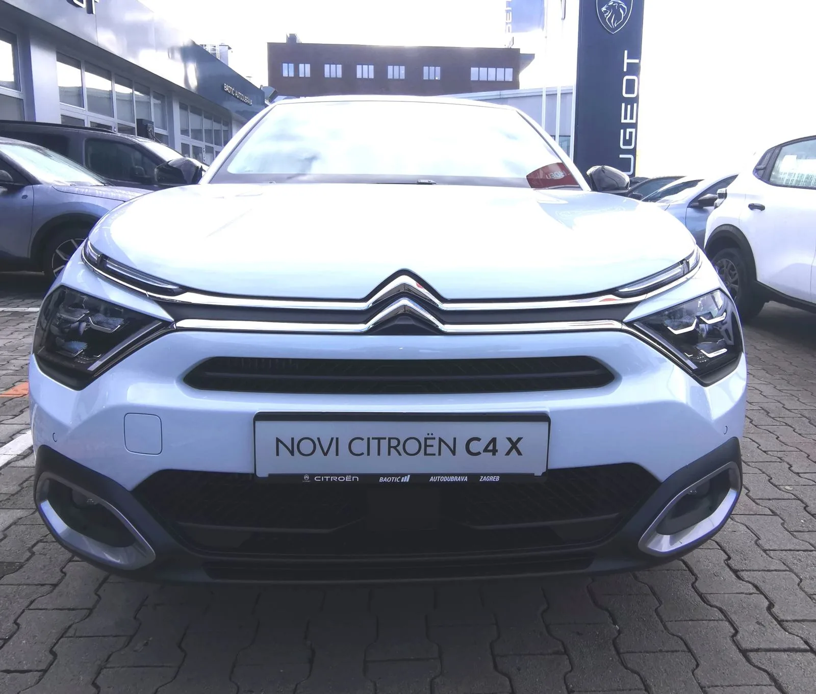 Citroen C4 2024: fotografija 2