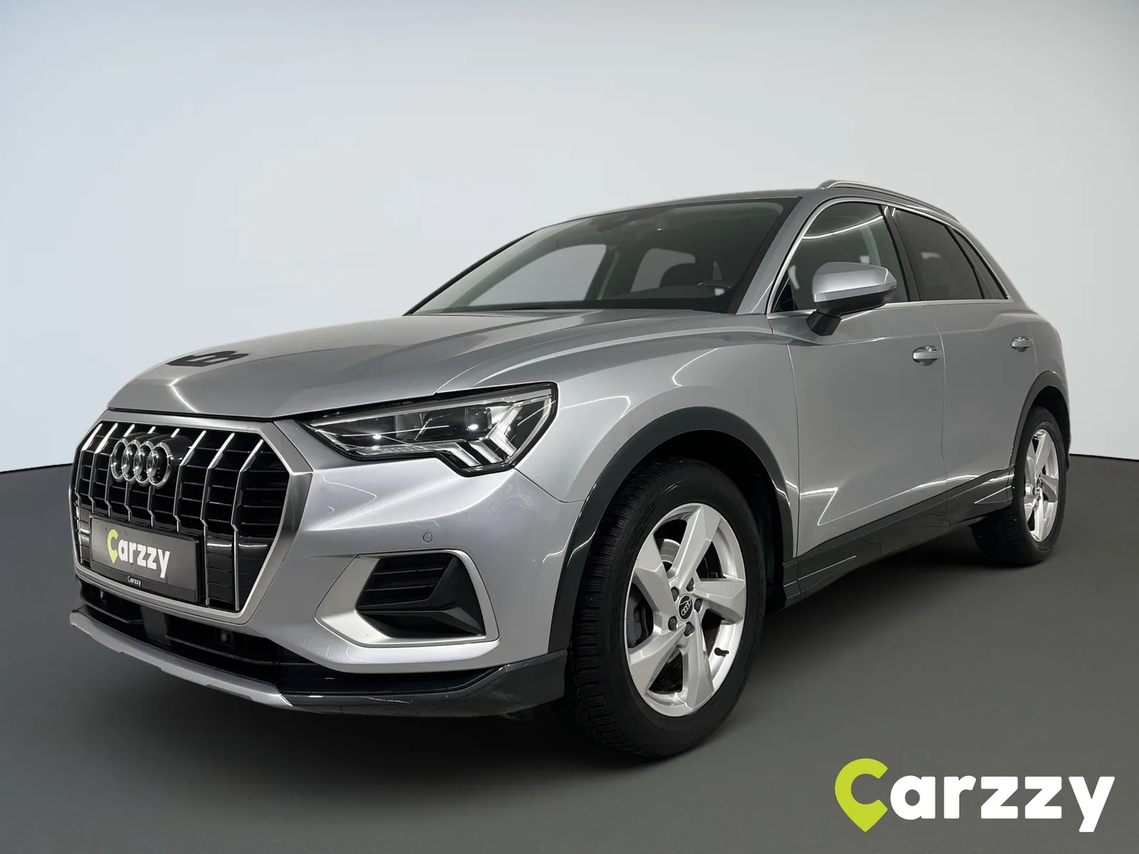 Audi Q3 2021 – fotografija 1