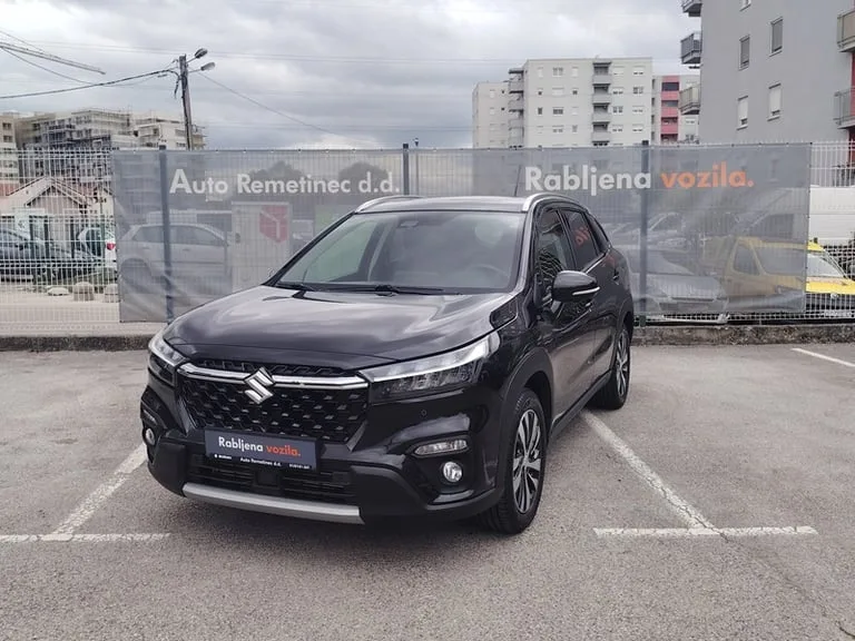 Suzuki S-Cross 2023: fotografija 1