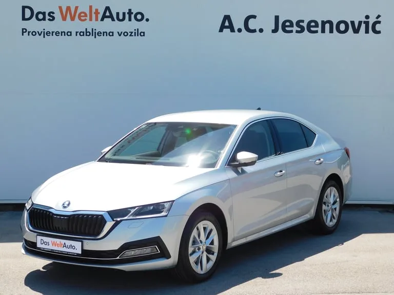 Škoda Octavia 2024: fotografija 1