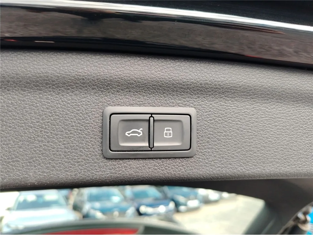 Audi Q335 2021 – fotografija 19