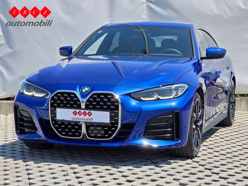 BMW Serija 4 2023: fotografija 2