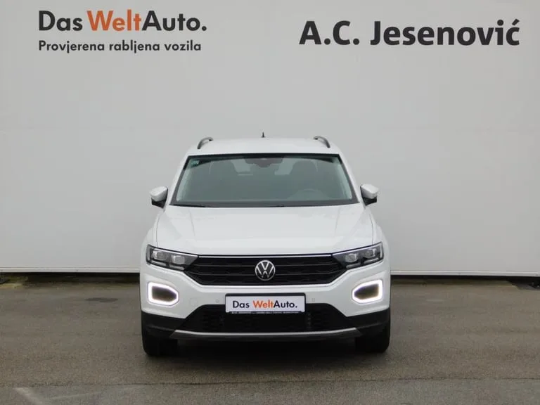 Volkswagen T-Roc 2022: fotografija 2