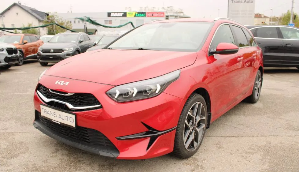 Kia Cee'd Sportswagon 2023 – fotografija 1