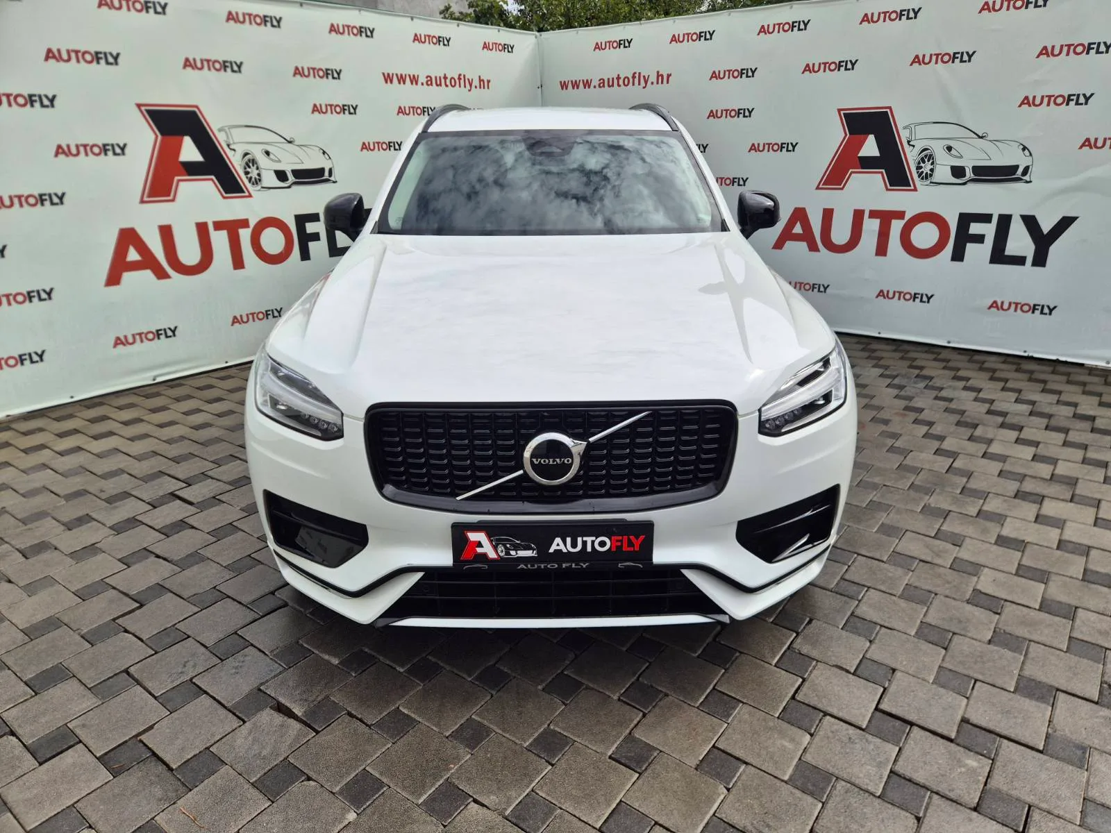 Volvo Xc90 2022 – fotografija 2