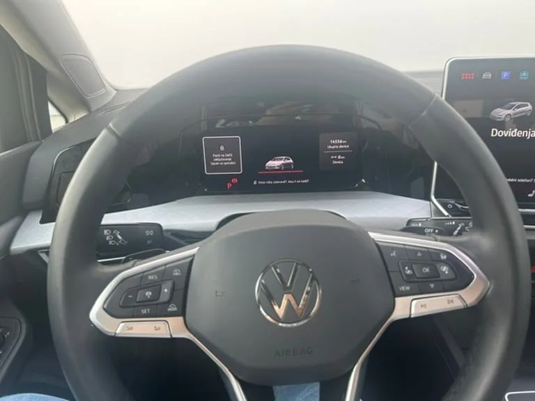 Volkswagen Golf VIII 2026: fotografija 10