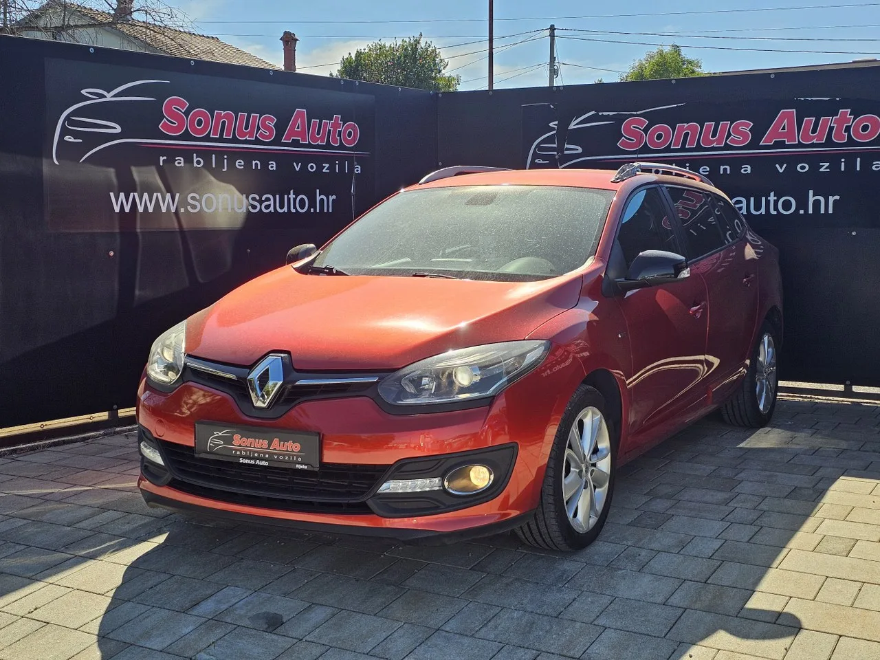 Renault Megane Grandtour 2016 – fotografija 1