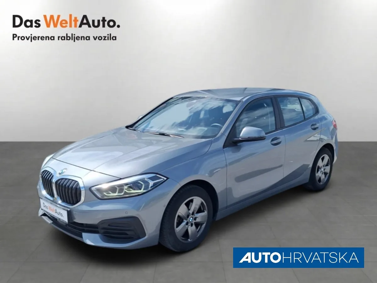 BMW Serija 1 2023 – fotografija 1