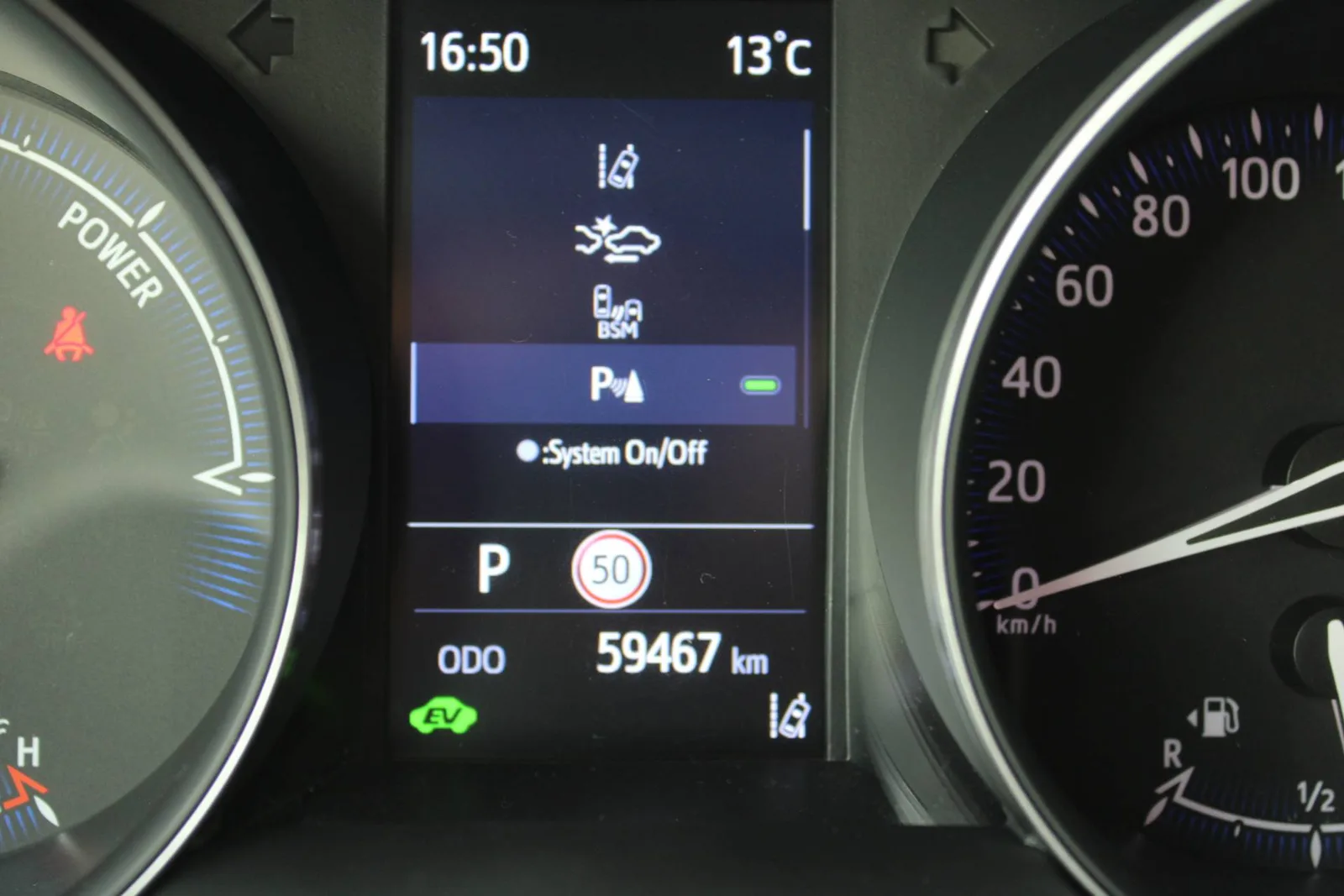 Toyota C-hr 2021 – fotografija 24