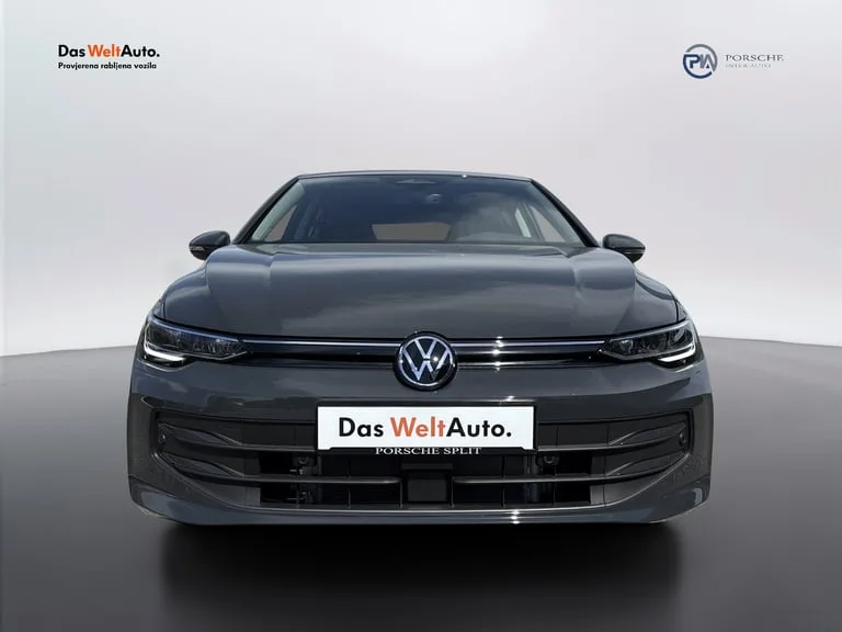 Volkswagen Golf VIII 2026: fotografija 2