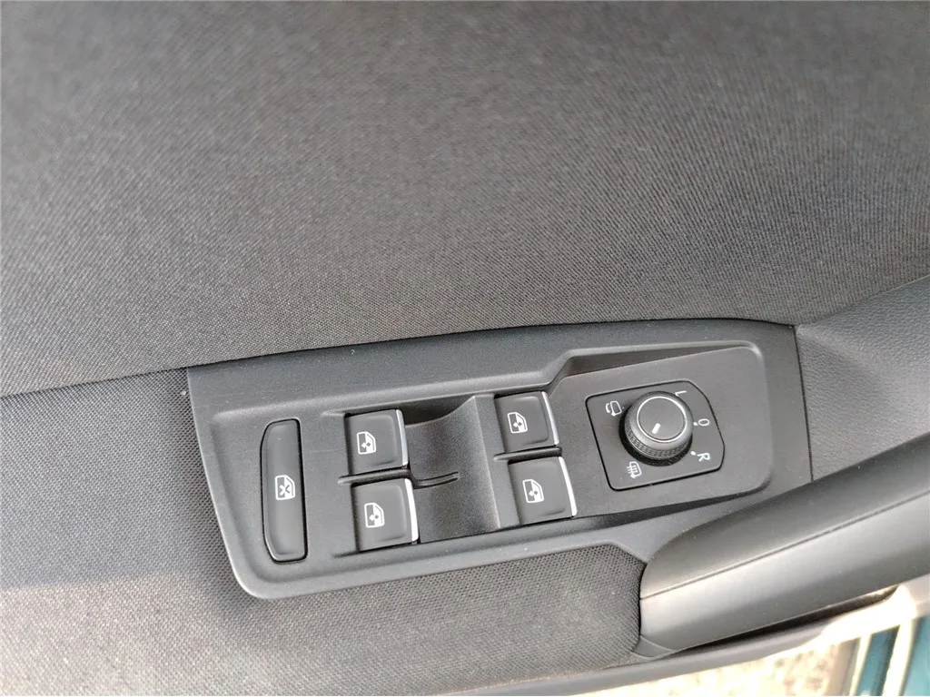 Volkswagen Tiguan 2023 – fotografija 20