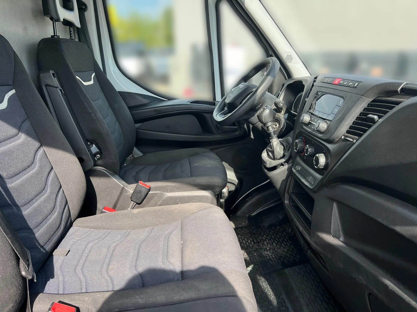 Iveco Daily 2021 – fotografija 17