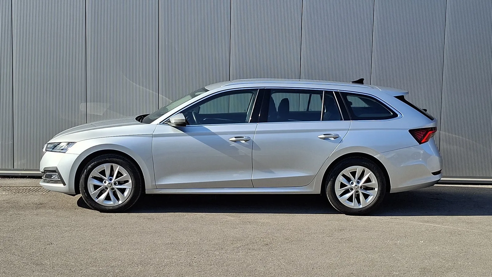 Škoda Octavia 2024: fotografija 2
