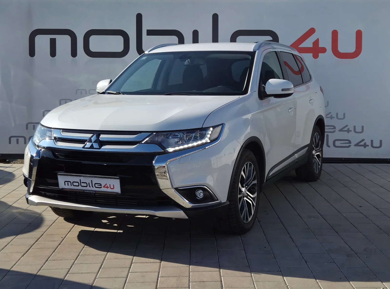 Mitsubishi Outlander 2019 – fotografija 1